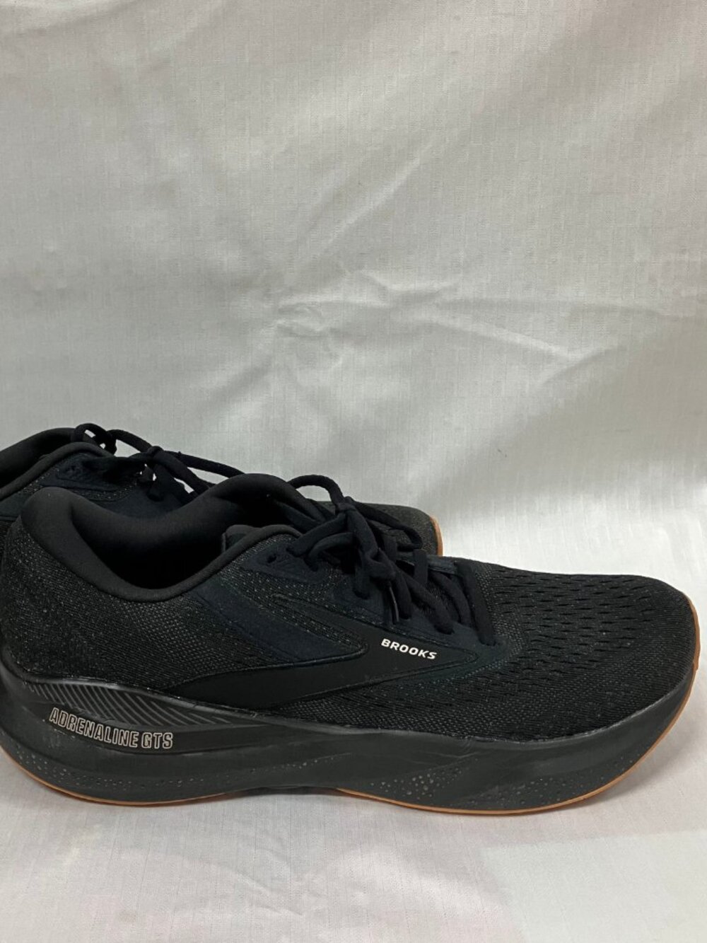 Brooks Adrenaline Gts 24 Sneaker Men's Size 11 Black Gum Lace-Up Running Shoes
